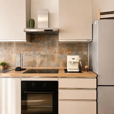 Divisi33 - Avorio Apartament